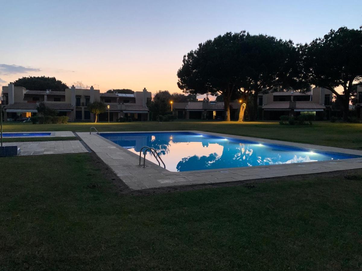Casa De Ferias Com Piscina - Condominio Vilamouratenis Екстериор снимка