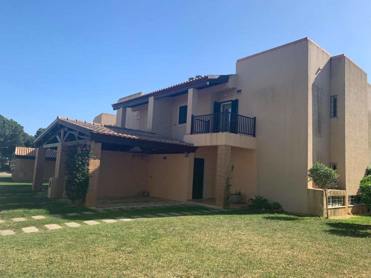 Casa De Ferias Com Piscina - Condominio Vilamouratenis Екстериор снимка